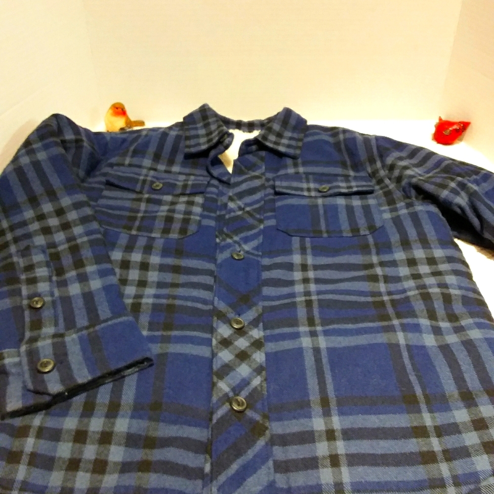 ⬇️ON faux sherpa lined flannel jacket